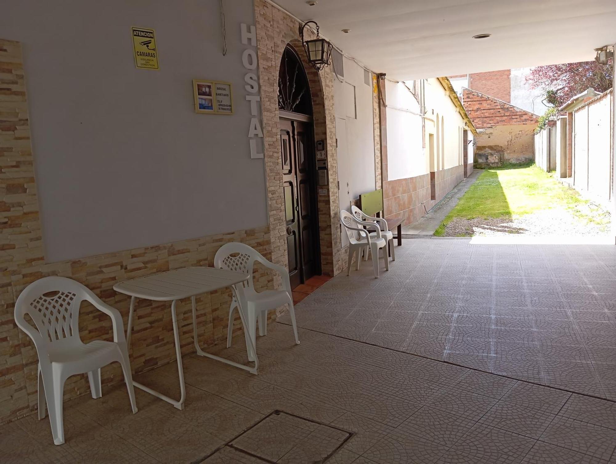 Hostal Santiago Carrión de los Condes Kültér fotó